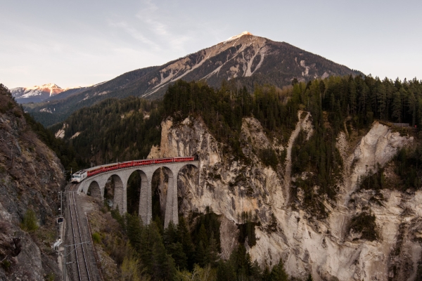 Die Brückenschläge der Rhätischen Bahn