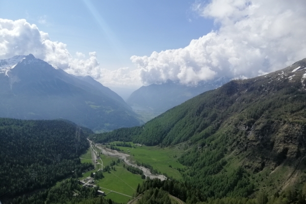 Auf der Via Albula/Bernina dem Frühling entgegen